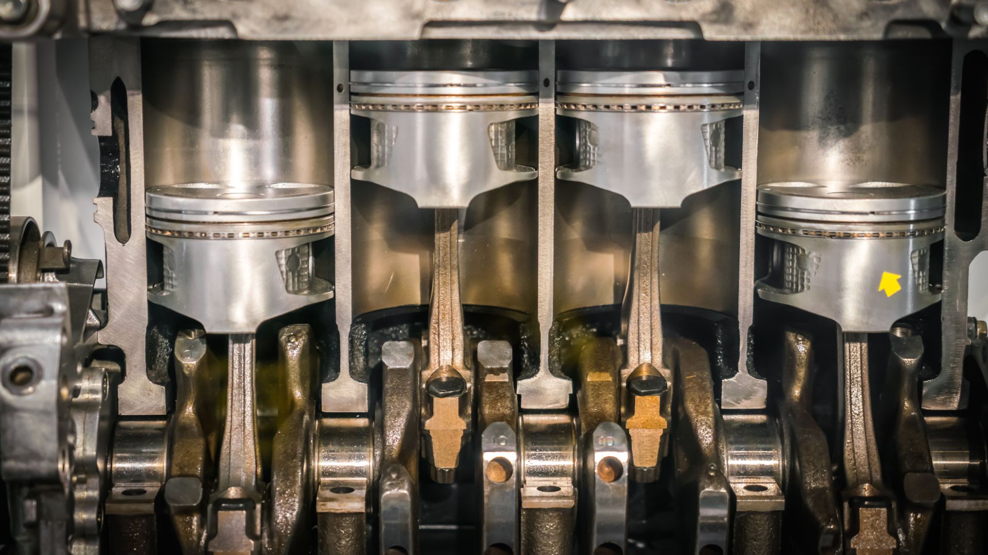 a close up of a metal object with a lot of metal parts.