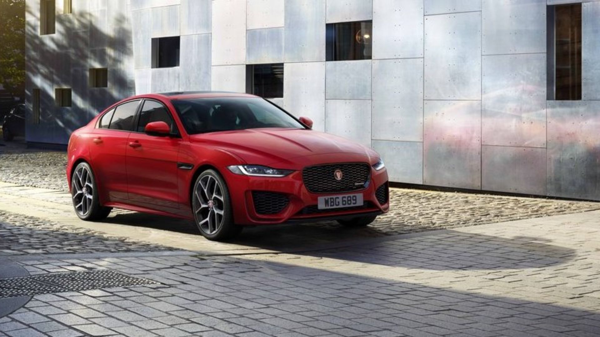 Jaguar XE