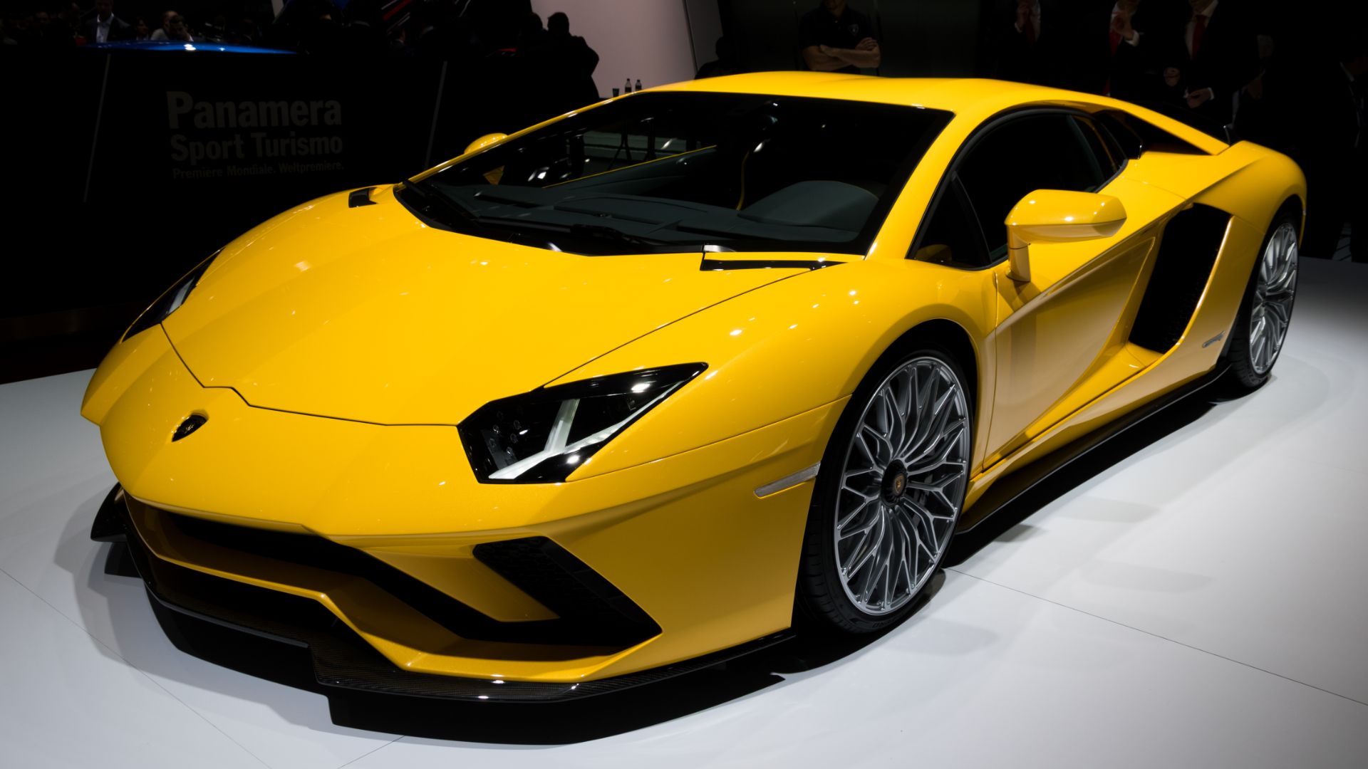 Lamborghini Aventador